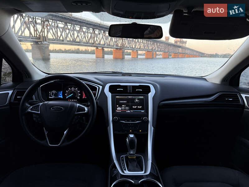 Седан Ford Fusion 2014 в Дніпрі