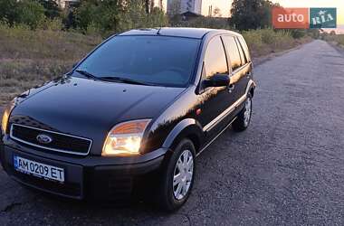 Хетчбек Ford Fusion 2005 в  фото 9 Хетчбек Ford Fusion 2005 в