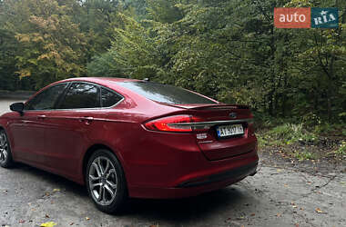 Седан Ford Fusion 2016 в 