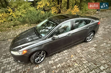 Седан Ford Fusion 2015 в 