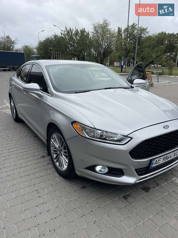 Седан Ford Fusion 2014 в Одесі