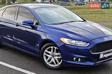 Седан Ford Fusion 2015 в Києві