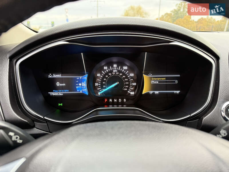 Седан Ford Fusion 2018 в Чернигове