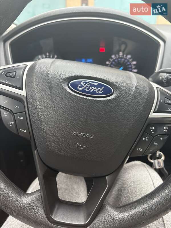 Седан Ford Fusion 2015 в Одессе