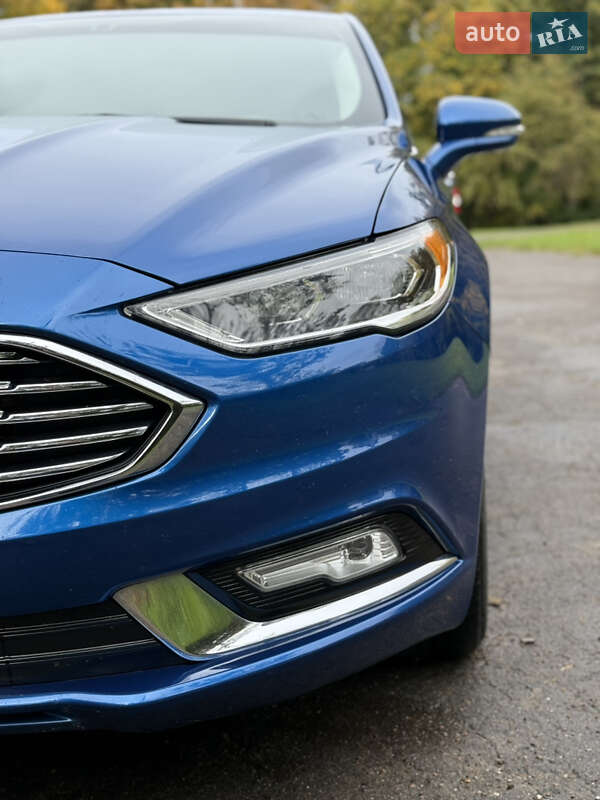 Седан Ford Fusion 2016 в Львові