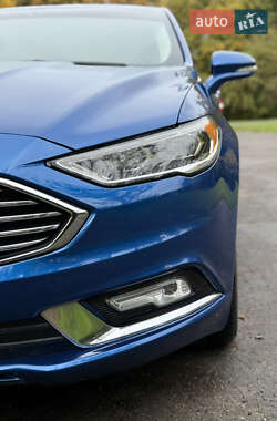 Седан Ford Fusion 2016 в 
