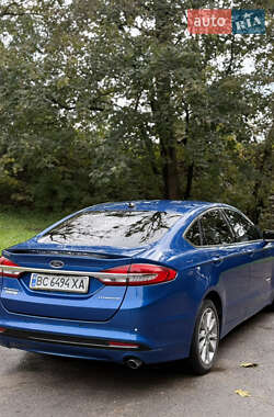 Седан Ford Fusion 2016 в 