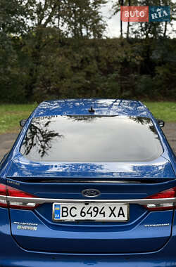 Седан Ford Fusion 2016 в 