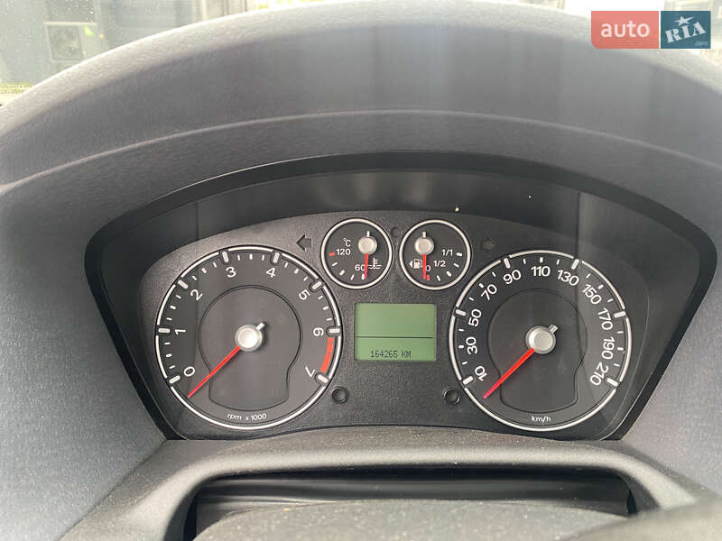 Хэтчбек Ford Fusion 2011 в Львове