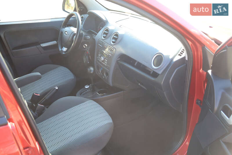 Хетчбек Ford Fusion 2010 в Вінниці