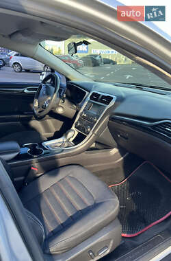Седан Ford Fusion 2016 в Києві