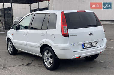 Хетчбек Ford Fusion 2011 в 