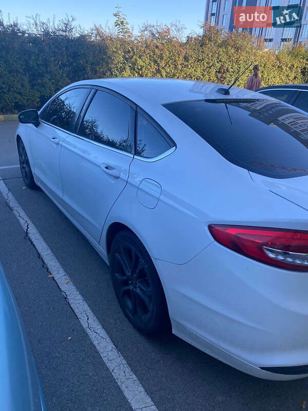 Седан Ford Fusion 2017 в Києві