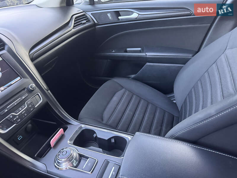 Седан Ford Fusion 2017 в Києві