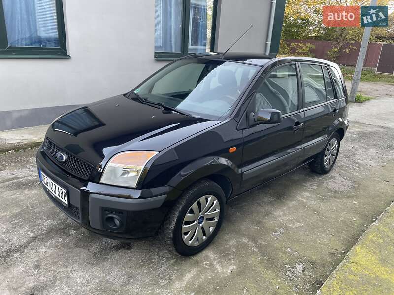 Хэтчбек Ford Fusion 2008 в Виннице