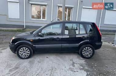 Хетчбек Ford Fusion 2008 в 