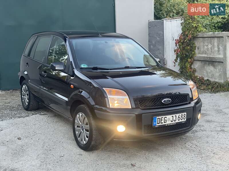 Хэтчбек Ford Fusion 2008 в Виннице