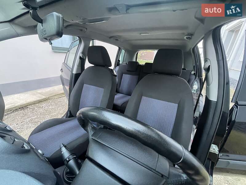 Хэтчбек Ford Fusion 2008 в Виннице