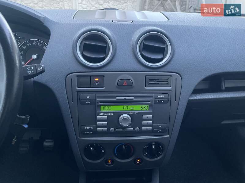 Хэтчбек Ford Fusion 2008 в Виннице