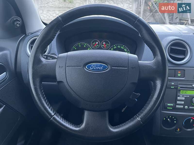 Хэтчбек Ford Fusion 2008 в Виннице