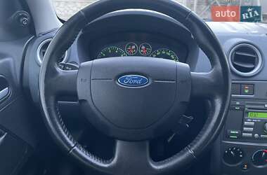 Хетчбек Ford Fusion 2008 в 