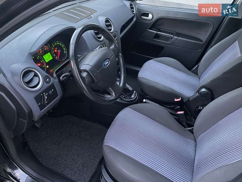 Хэтчбек Ford Fusion 2008 в Виннице