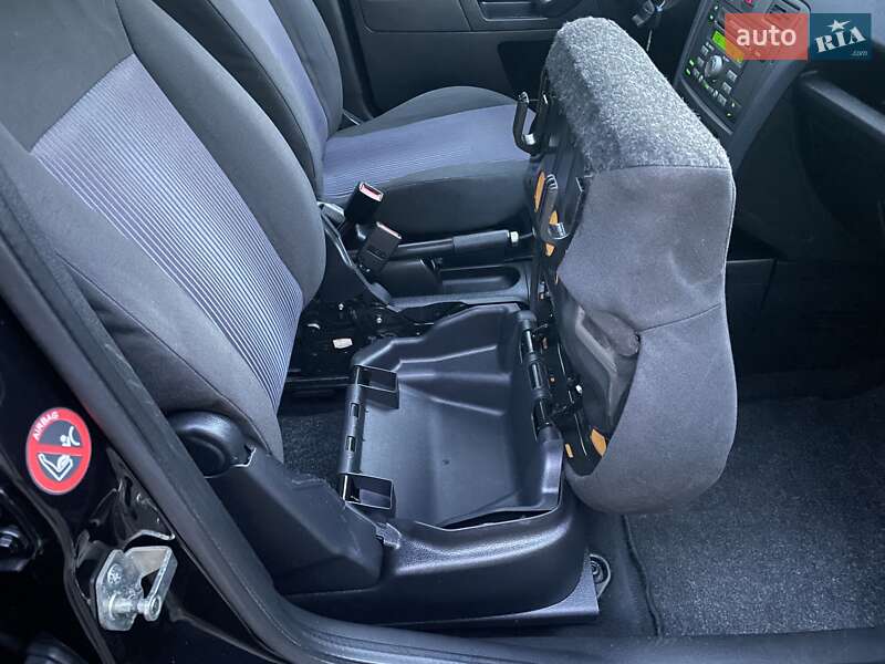 Хэтчбек Ford Fusion 2008 в Виннице