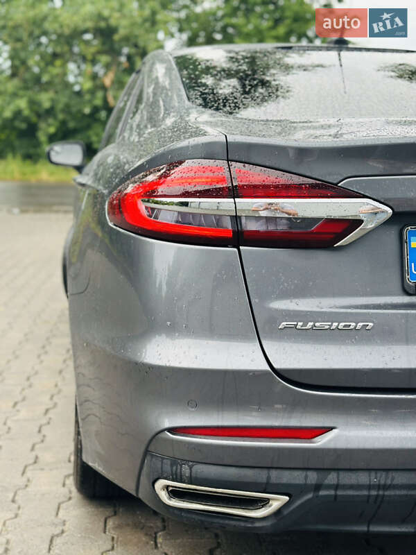 Седан Ford Fusion 2019 в Хмельницком