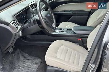 Седан Ford Fusion 2019 в 