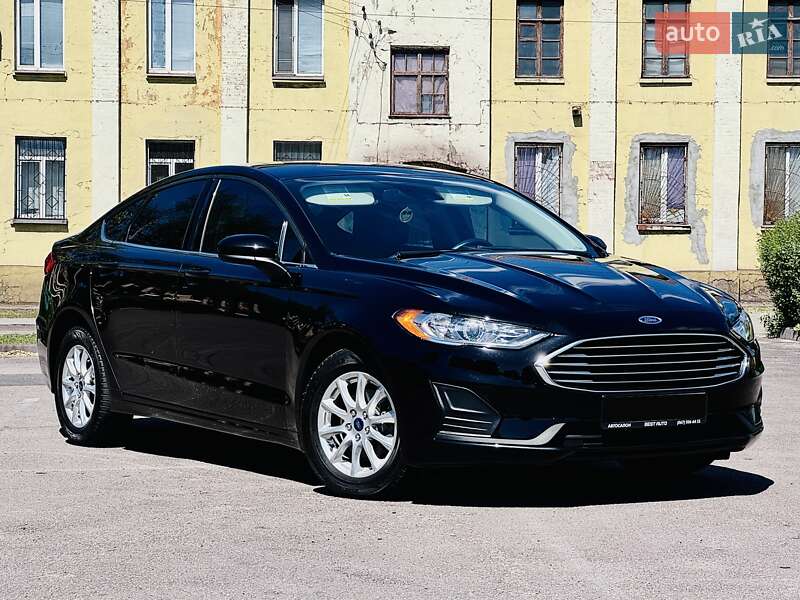Седан Ford Fusion 2020 в Днепре