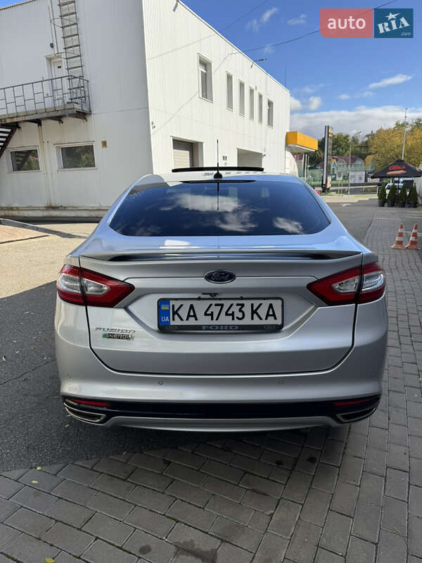 Седан Ford Fusion 2016 в Києві