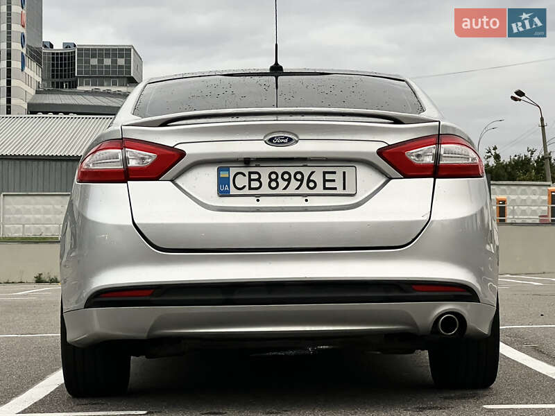 Седан Ford Fusion 2012 в Києві