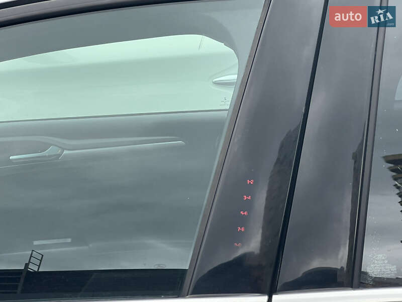 Седан Ford Fusion 2012 в Києві