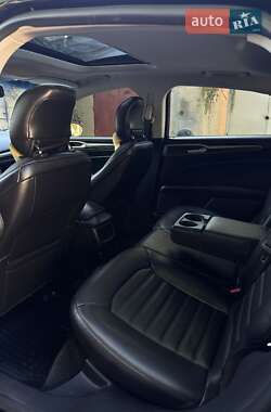 Седан Ford Fusion 2013 в Черновцах