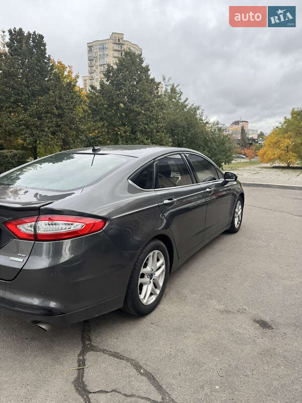 Седан Ford Fusion 2015 в Киеве