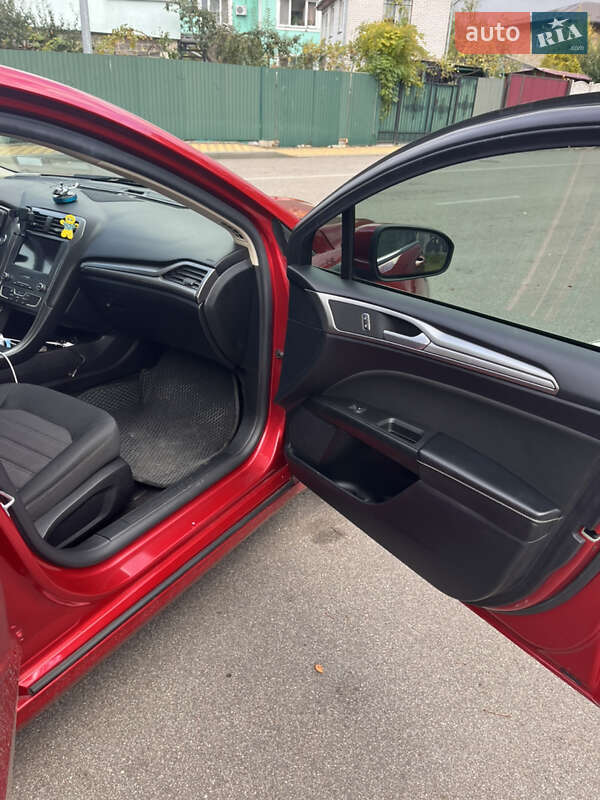 Седан Ford Fusion 2020 в Києві фото 18 Седан Ford Fusion 2020 в Києві