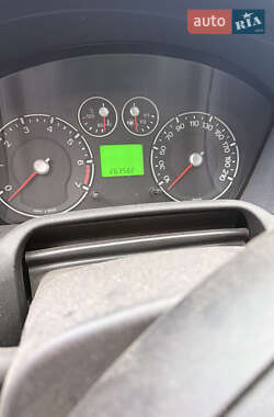 Хетчбек Ford Fusion 2008 в  фото 8 Хетчбек Ford Fusion 2008 в