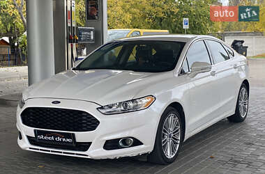 Седан Ford Fusion 2015 в Миколаєві