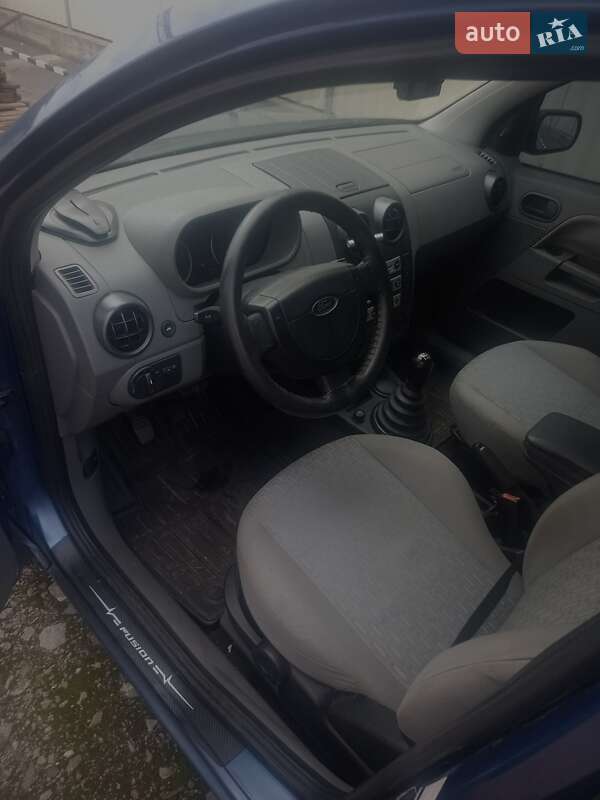 Хэтчбек Ford Fusion 2005 в Киеве