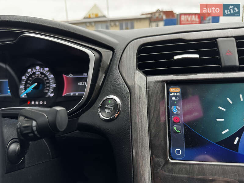 Седан Ford Fusion 2016 в Житомирі