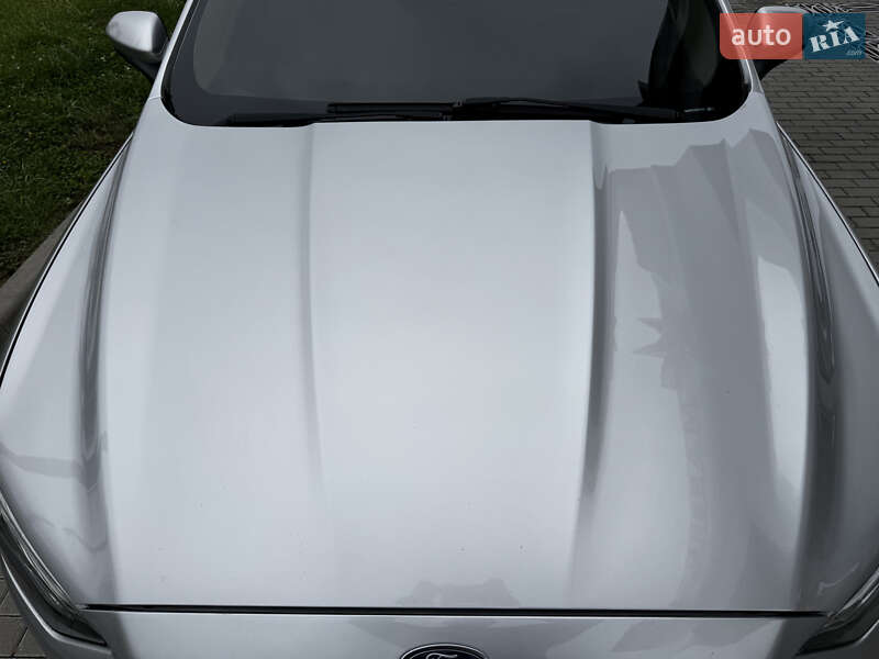 Седан Ford Fusion 2016 в Житомирі