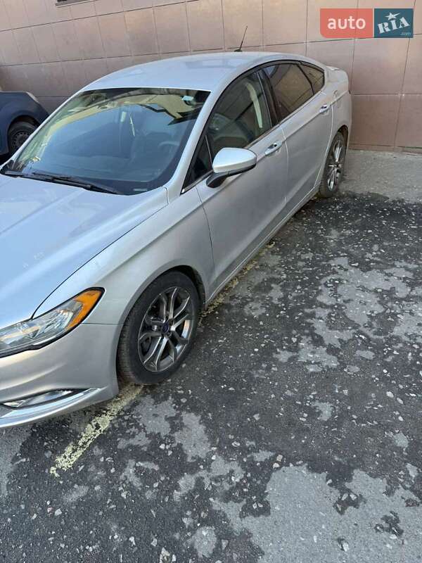 Седан Ford Fusion 2016 в Одесі