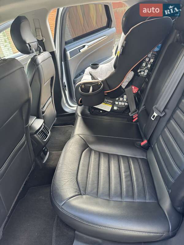 Седан Ford Fusion 2013 в Києві фото 16 Седан Ford Fusion 2013 в Києві