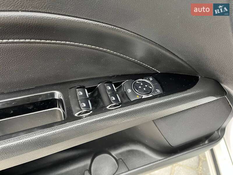 Седан Ford Fusion 2015 в Львові фото 32 Седан Ford Fusion 2015 в Львові