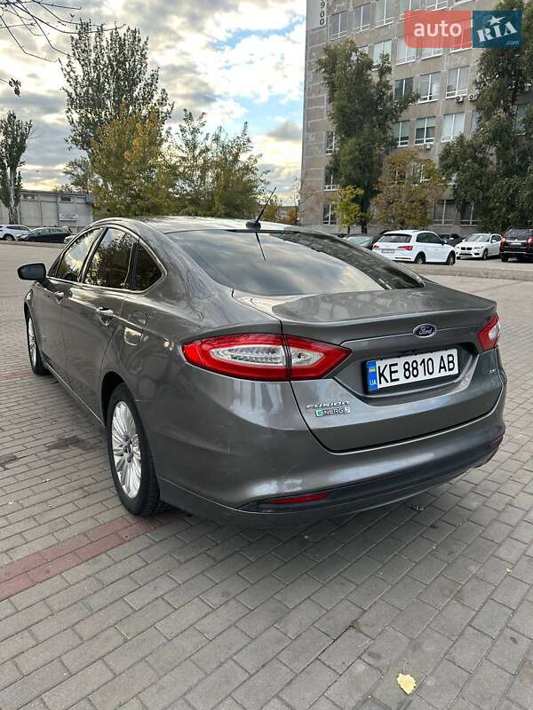 Седан Ford Fusion 2013 в Днепре