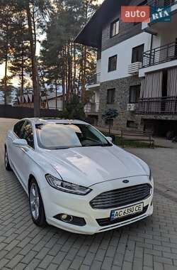 Седан Ford Fusion 2014 в 