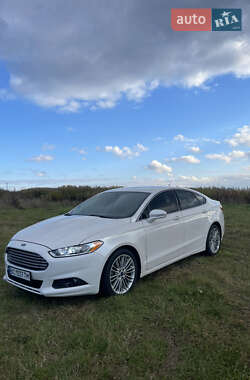 Седан Ford Fusion 2014 в 