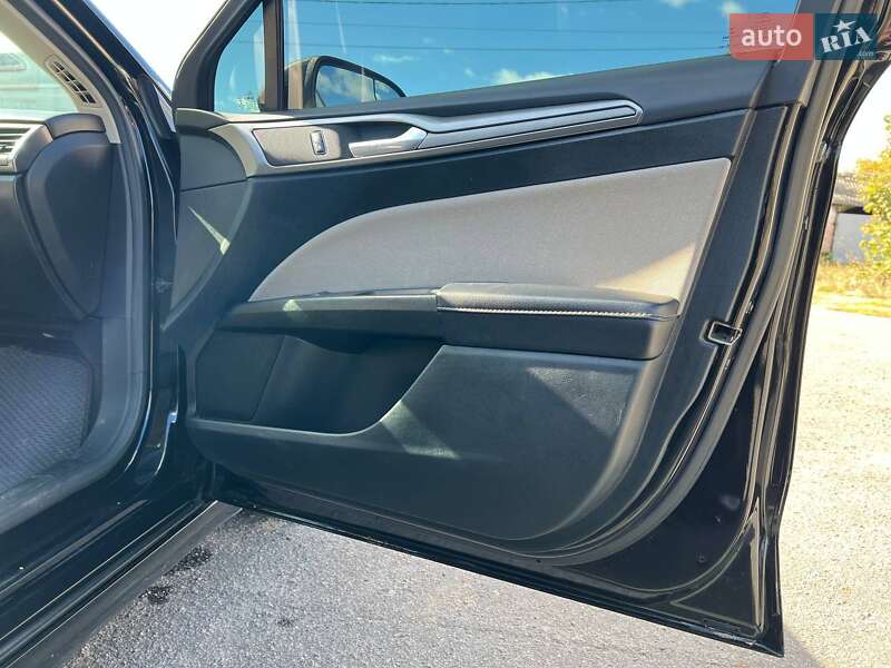 Седан Ford Fusion 2016 в Жмеринке