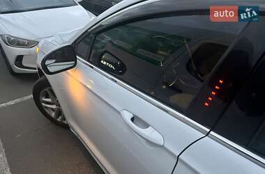 Седан Ford Fusion 2013 в 