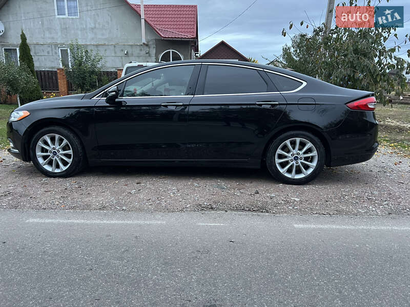 Седан Ford Fusion 2017 в Новгород-Северском